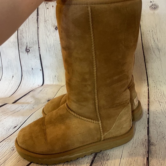 Ugg Classic Tall Boots Chesnut Brown - Picture 3 of 10